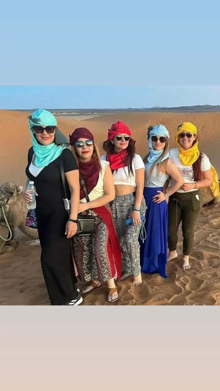 ホテル Bivouac Camel Trips メルズーガ エクステリア 写真