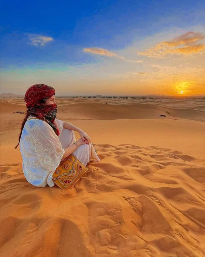 ホテル Bivouac Camel Trips メルズーガ エクステリア 写真