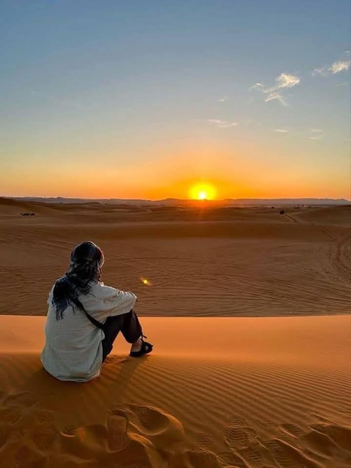 ホテル Bivouac Camel Trips メルズーガ エクステリア 写真