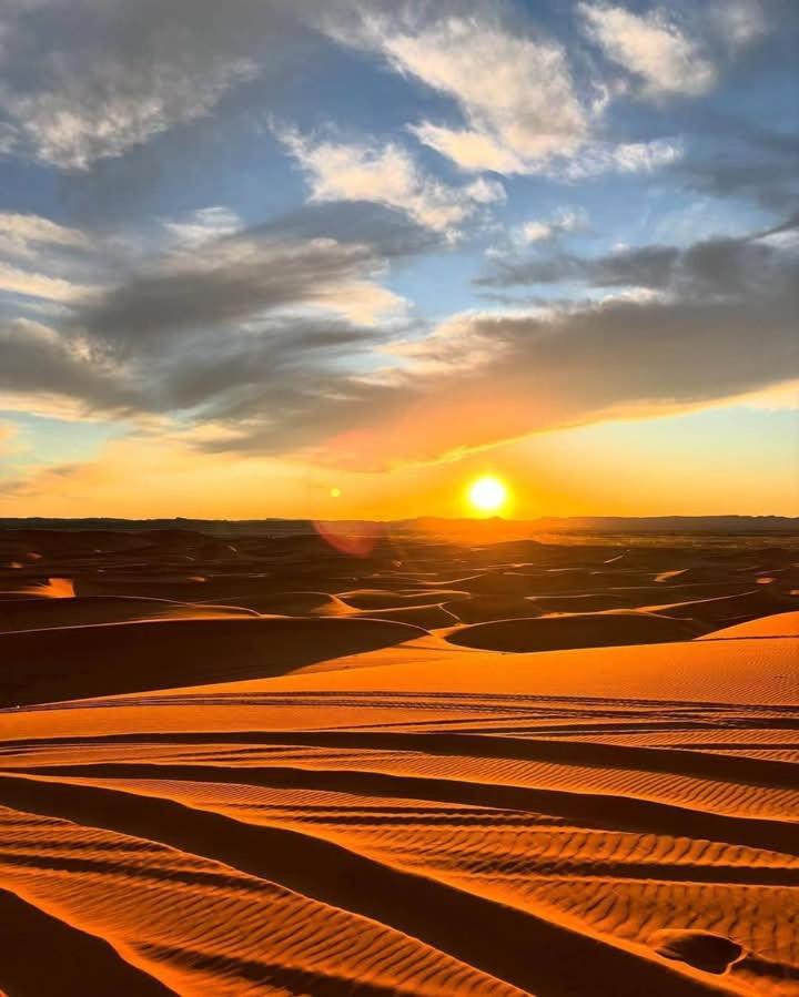 ホテル Bivouac Camel Trips メルズーガ エクステリア 写真