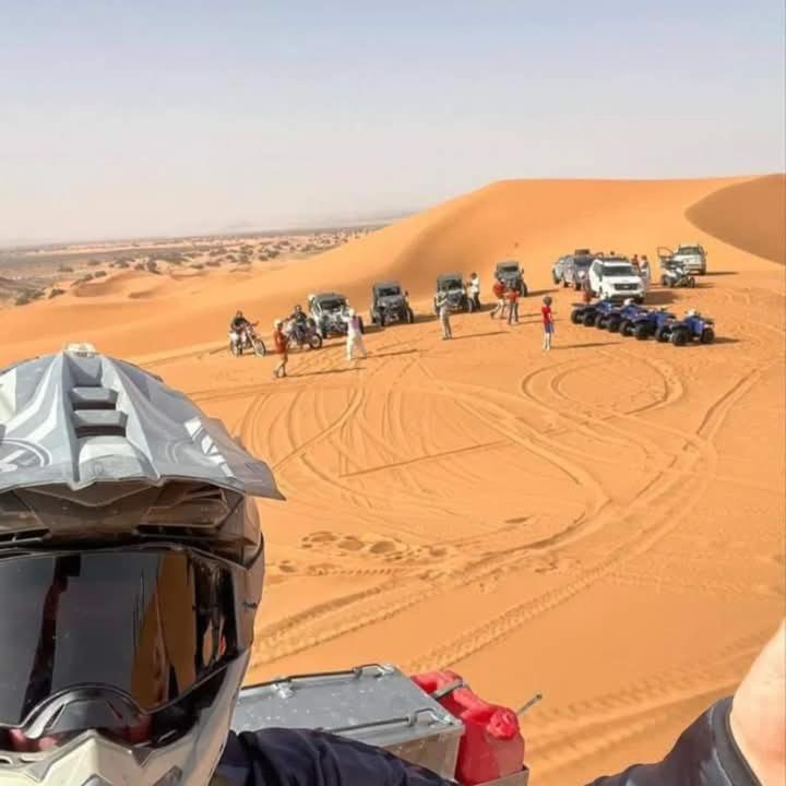 ホテル Bivouac Camel Trips メルズーガ エクステリア 写真